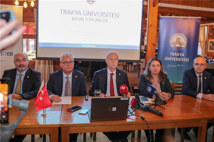 Trakya Üniversitesi Rektörü Prof.